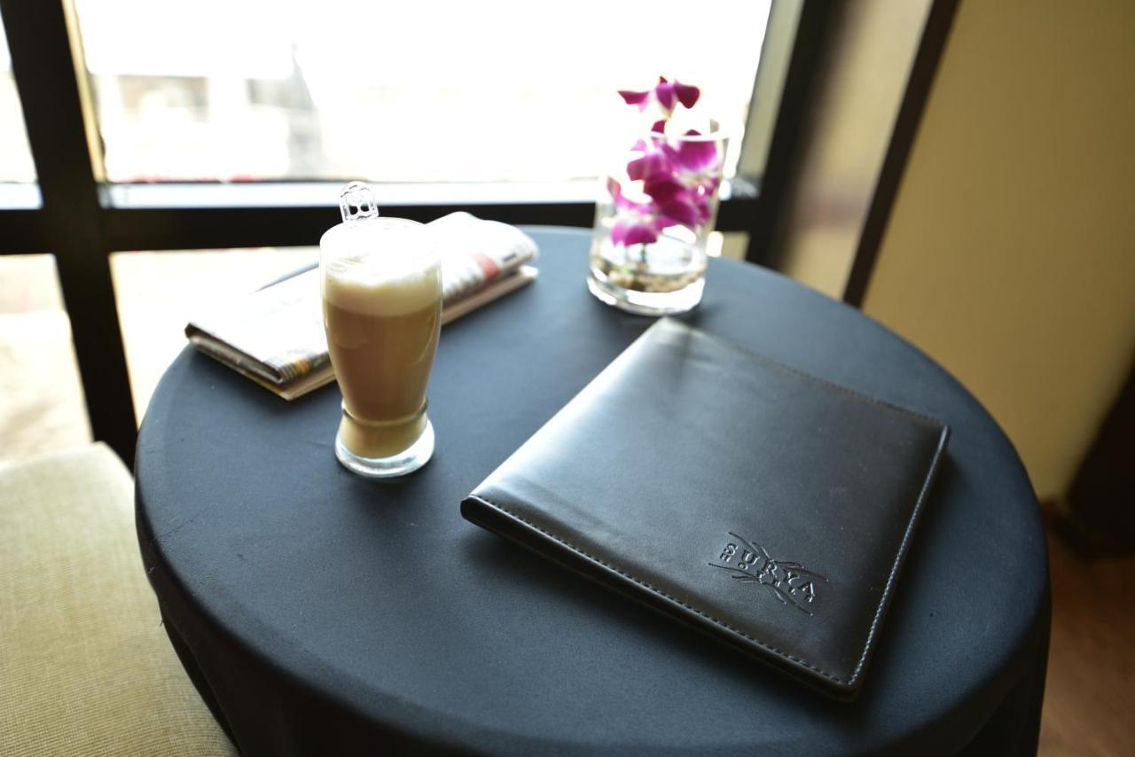 Hotel Surya Plaza Кота Экстерьер фото